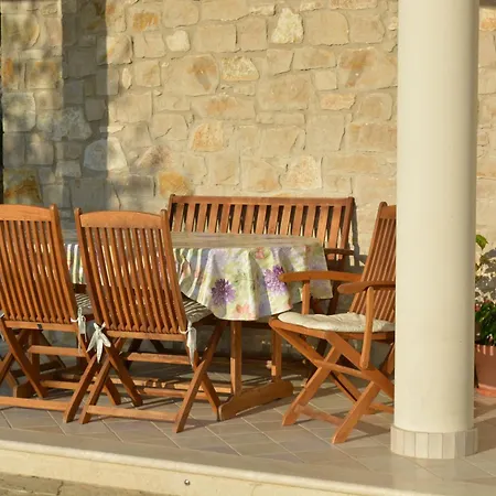 شقة Elegante Monolocale Con Vista Mare E Giardino