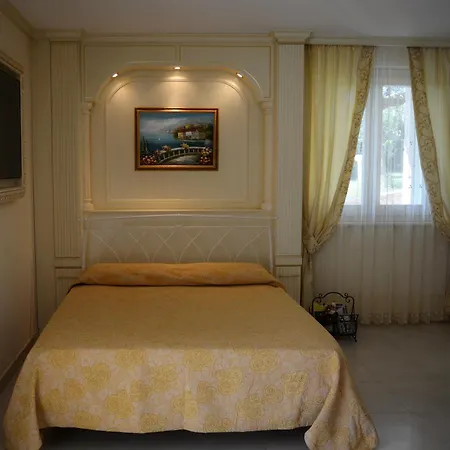 Elegante Monolocale Con Vista Mare E Giardino شقة *